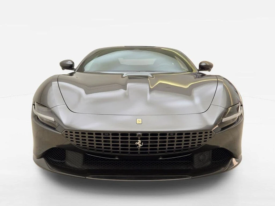 2023 Ferrari Roma - Image 2 of 31
