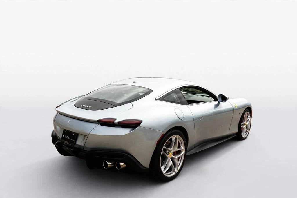 2023 Ferrari Roma - Image 2 of 31