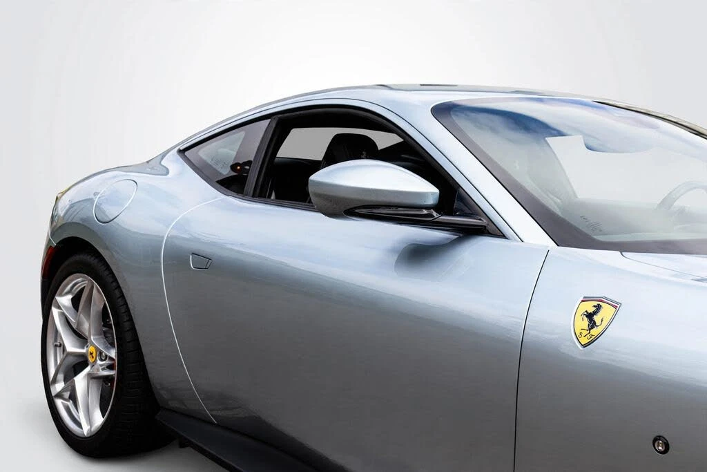 2023 Ferrari Roma - Image 14 of 31