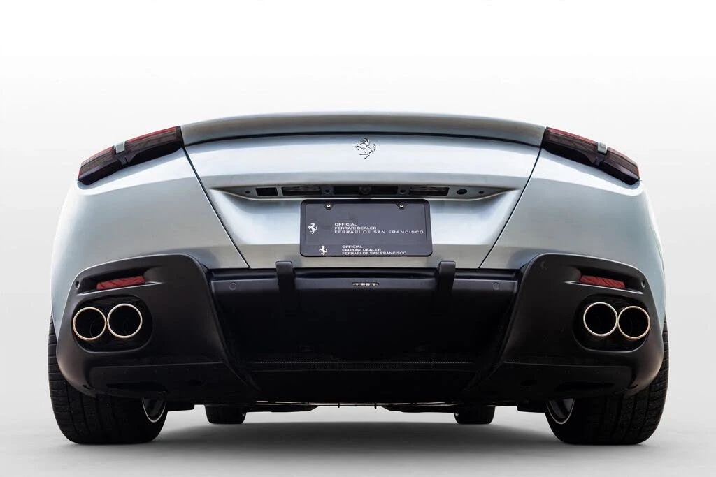 2023 Ferrari Roma - Image 23 of 31