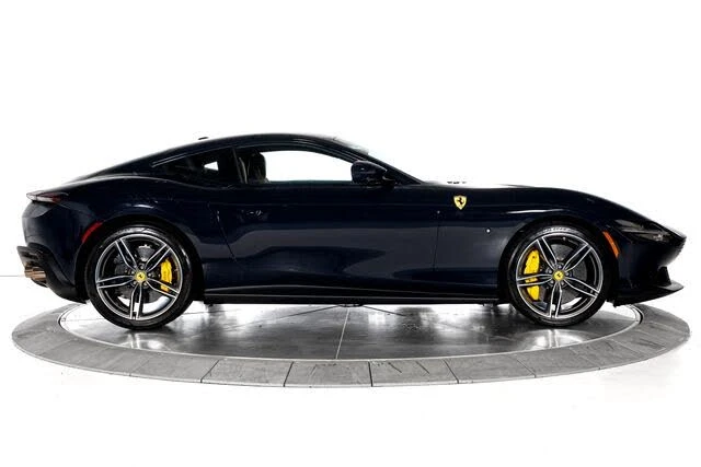 2023 Ferrari Roma - Image 12 of 31