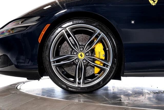 2023 Ferrari Roma - Image 18 of 31