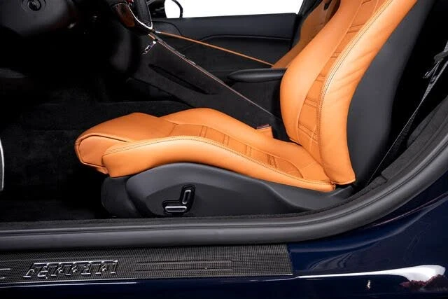 2023 Ferrari Roma - Image 26 of 31