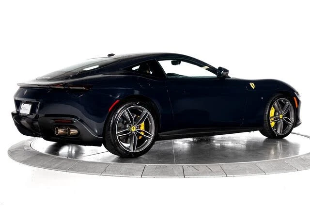 2023 Ferrari Roma - Image 2 of 31
