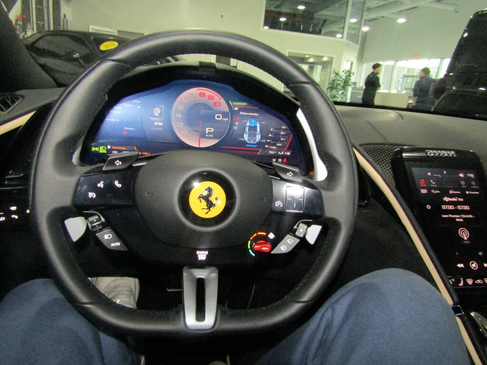 2023 Ferrari Roma - Image 11 of 19
