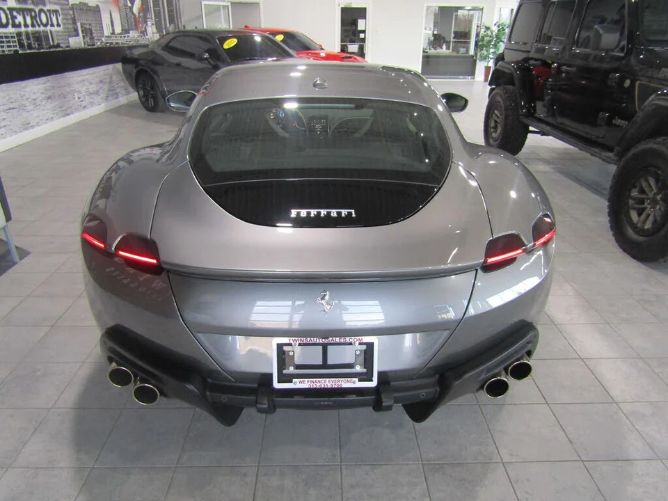 2023 Ferrari Roma - Image 5 of 19