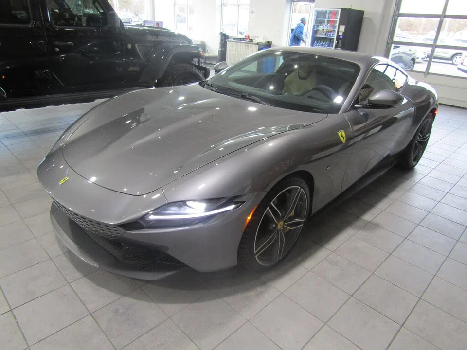 2023 Ferrari Roma - Image 2 of 19