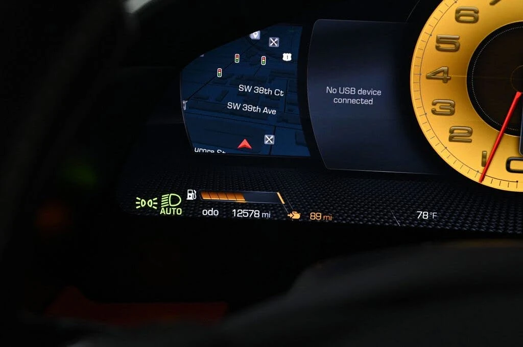 2023 Ferrari Roma - Image 13 of 28