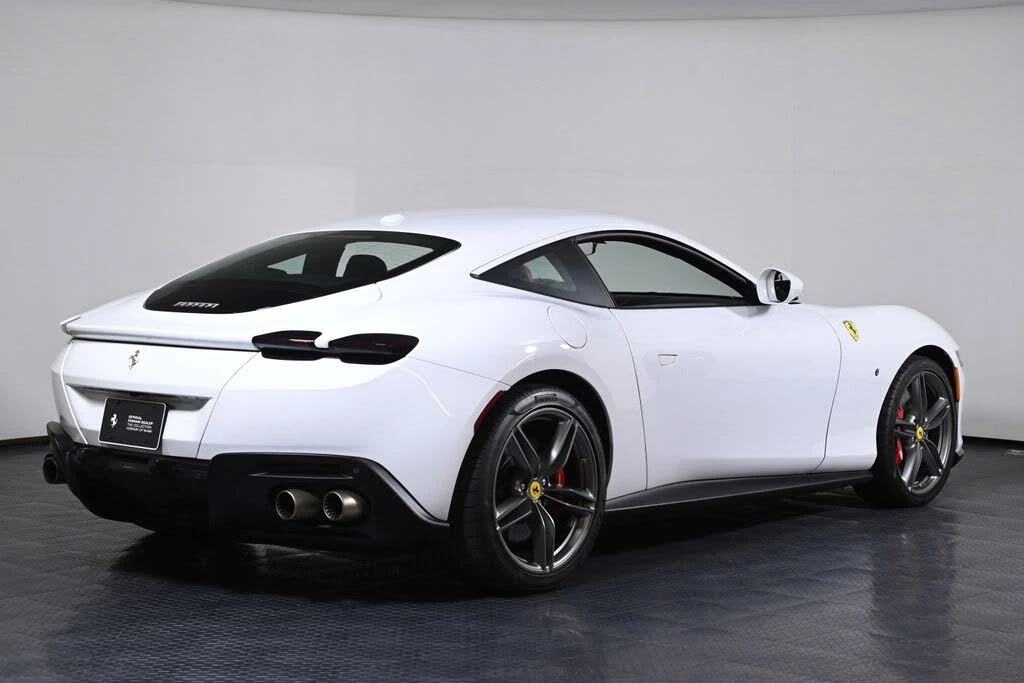 2023 Ferrari Roma - Image 9 of 28