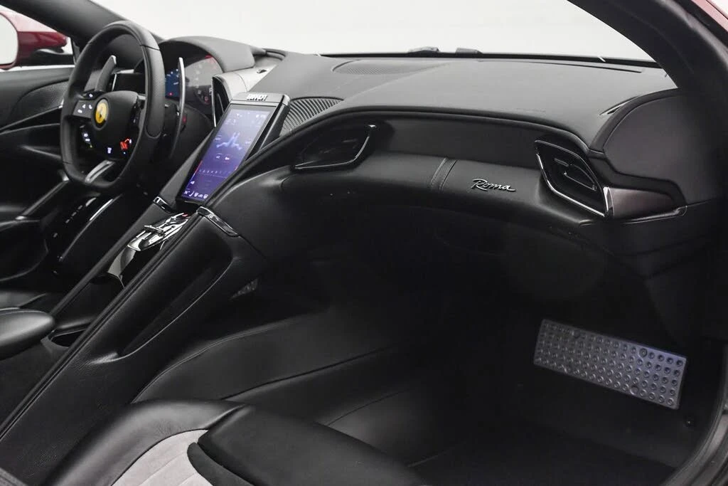 2023 Ferrari Roma - Image 20 of 31
