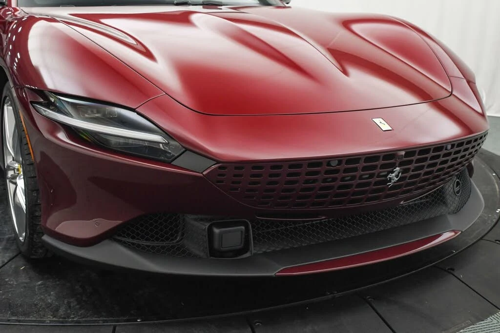 2023 Ferrari Roma - Image 27 of 31