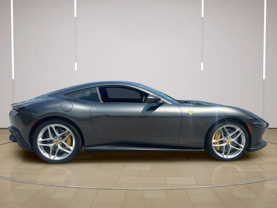 2023 Ferrari Roma - Image 8 of 31