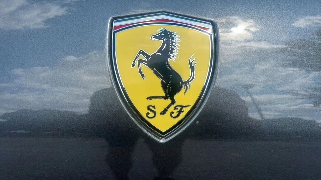 2023 Ferrari Roma - Image 23 of 31