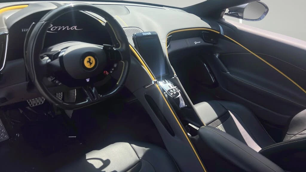 2023 Ferrari Roma - Image 15 of 31