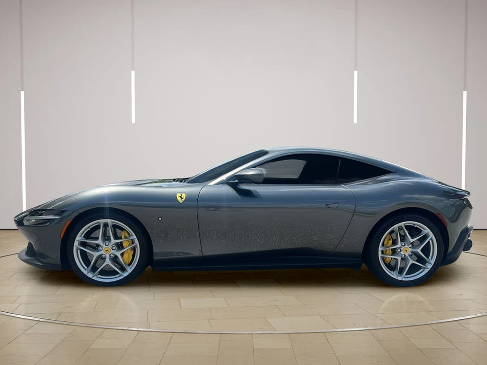 2023 Ferrari Roma - Image 2 of 31