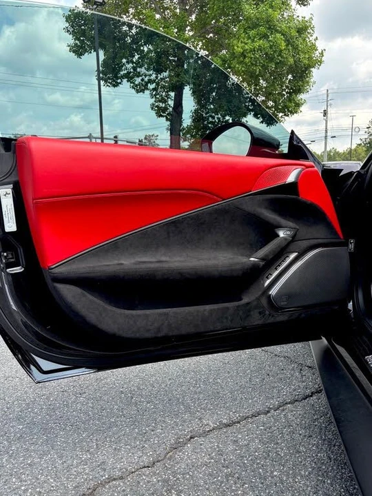 2023 Ferrari Roma - Image 7 of 9