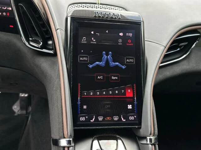 2023 Ferrari Roma - Image 26 of 31