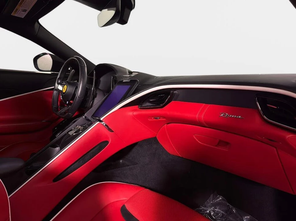 2023 Ferrari Roma - Image 21 of 31