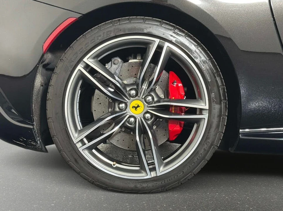 2023 Ferrari Roma - Image 4 of 31