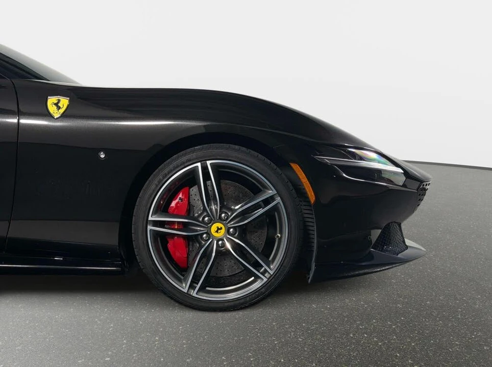 2023 Ferrari Roma - Image 3 of 31