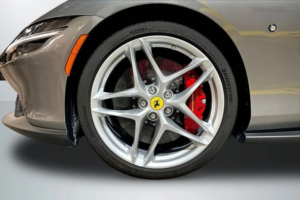 2023 Ferrari Roma - Image 30 of 31