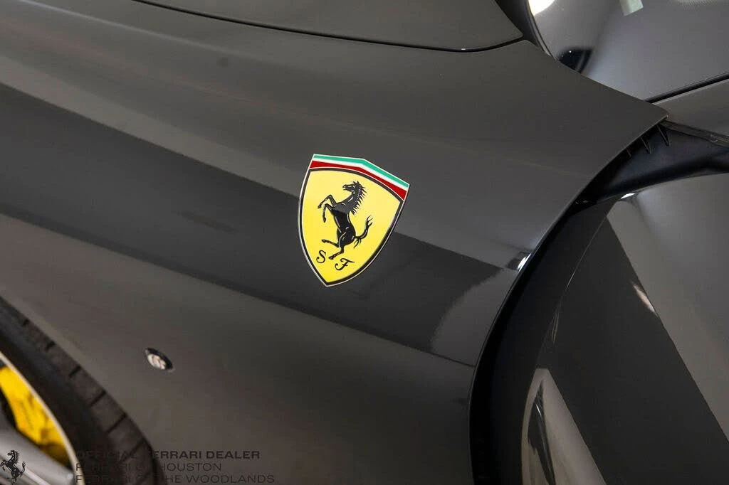 2023 Ferrari Roma - Image 22 of 31