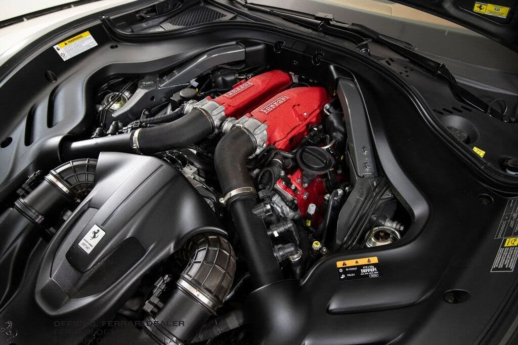 2023 Ferrari Roma - Image 27 of 31