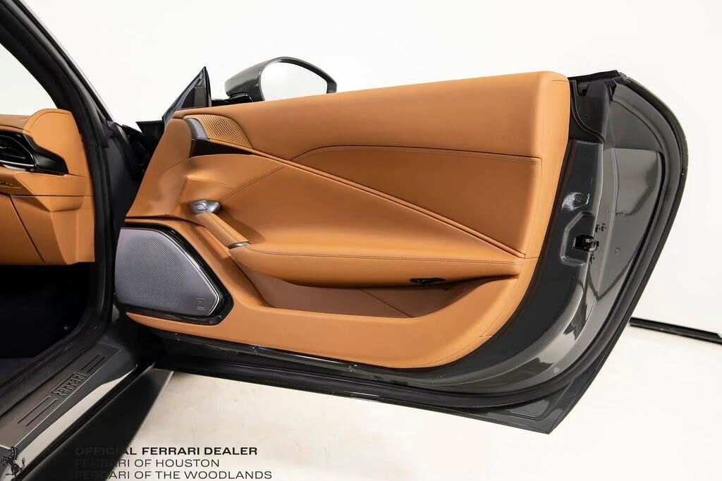 2023 Ferrari Roma - Image 21 of 31