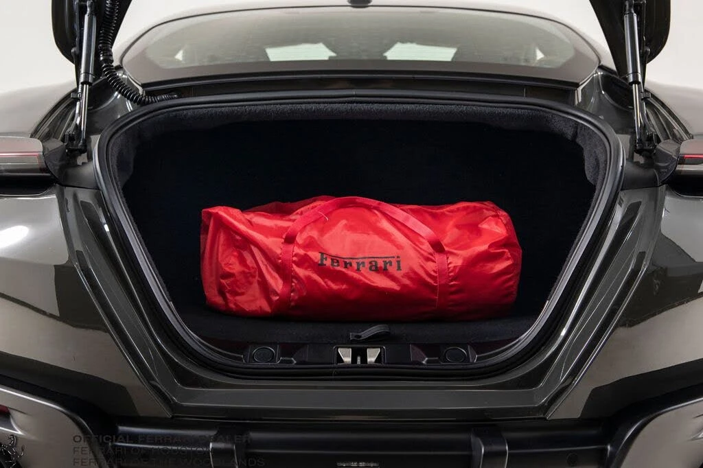 2023 Ferrari Roma - Image 30 of 31