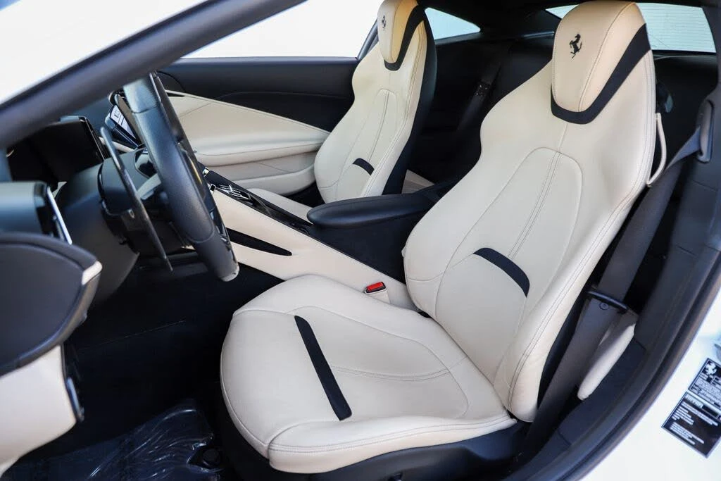 2023 Ferrari Roma - Image 10 of 31
