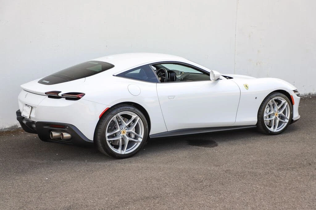2023 Ferrari Roma - Image 5 of 31