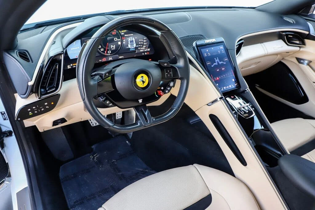 2023 Ferrari Roma - Image 12 of 31