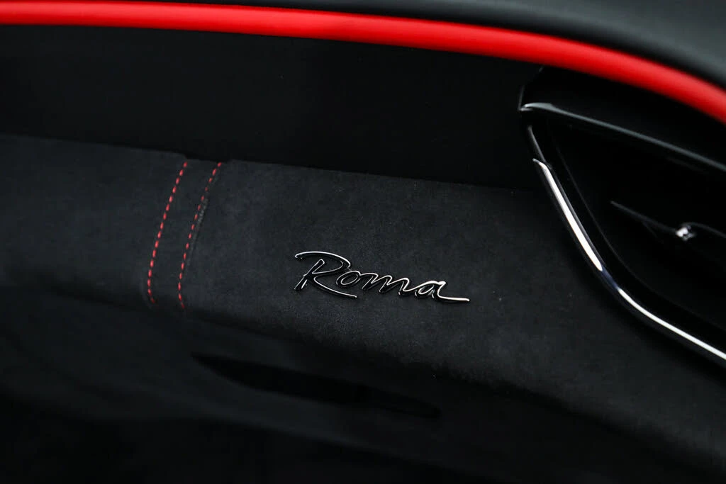 2023 Ferrari Roma - Image 19 of 31