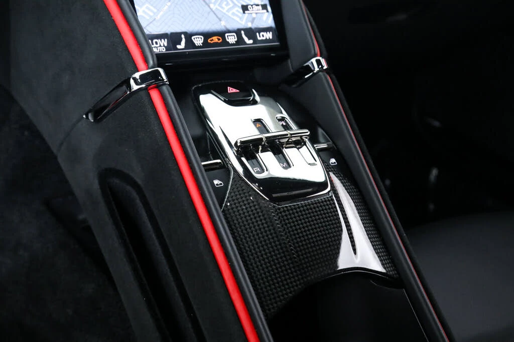 2023 Ferrari Roma - Image 30 of 31