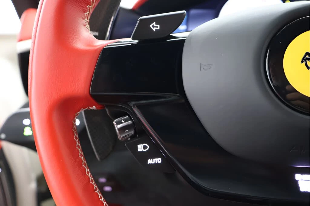 2023 Ferrari Roma - Image 23 of 30