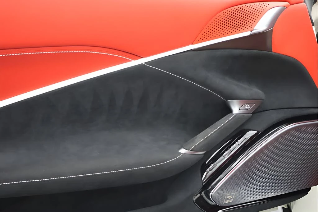2023 Ferrari Roma - Image 10 of 30