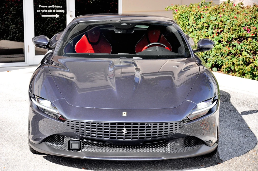2023 Ferrari Roma - Image 15 of 21