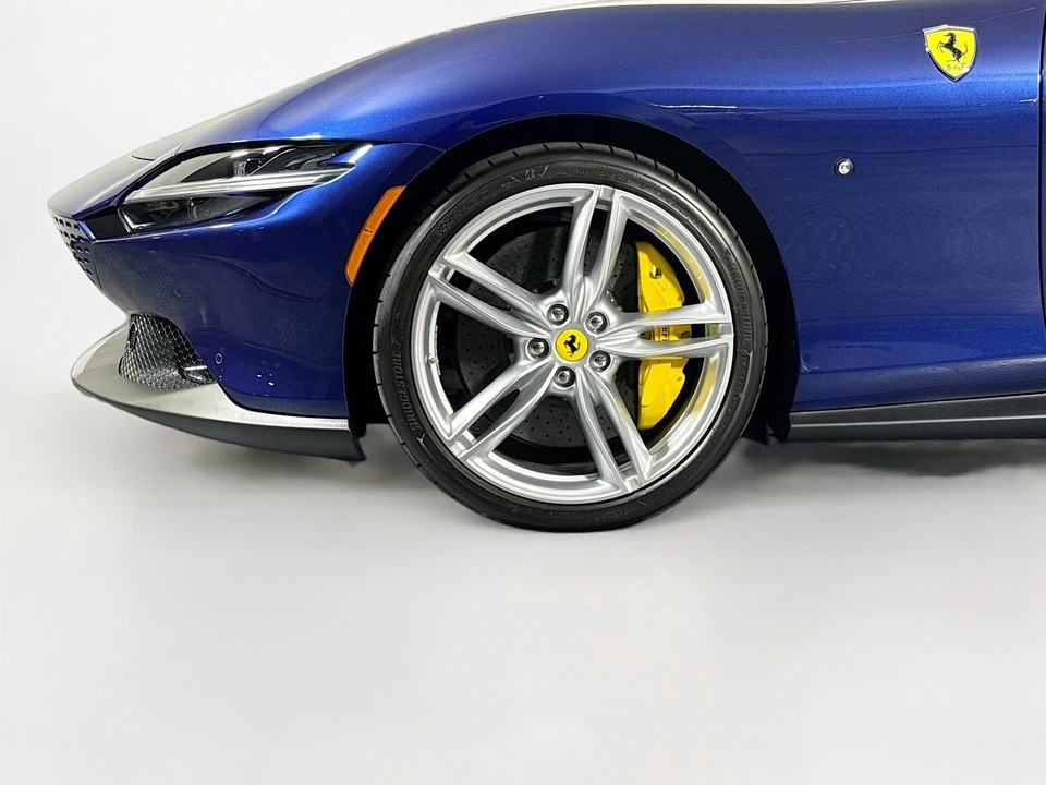 2023 Ferrari Roma - Image 28 of 29