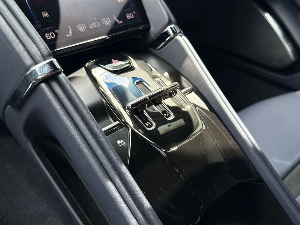 2023 Ferrari Roma - Image 20 of 31