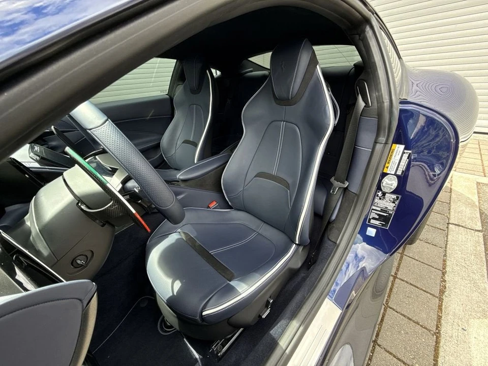 2023 Ferrari Roma - Image 11 of 31