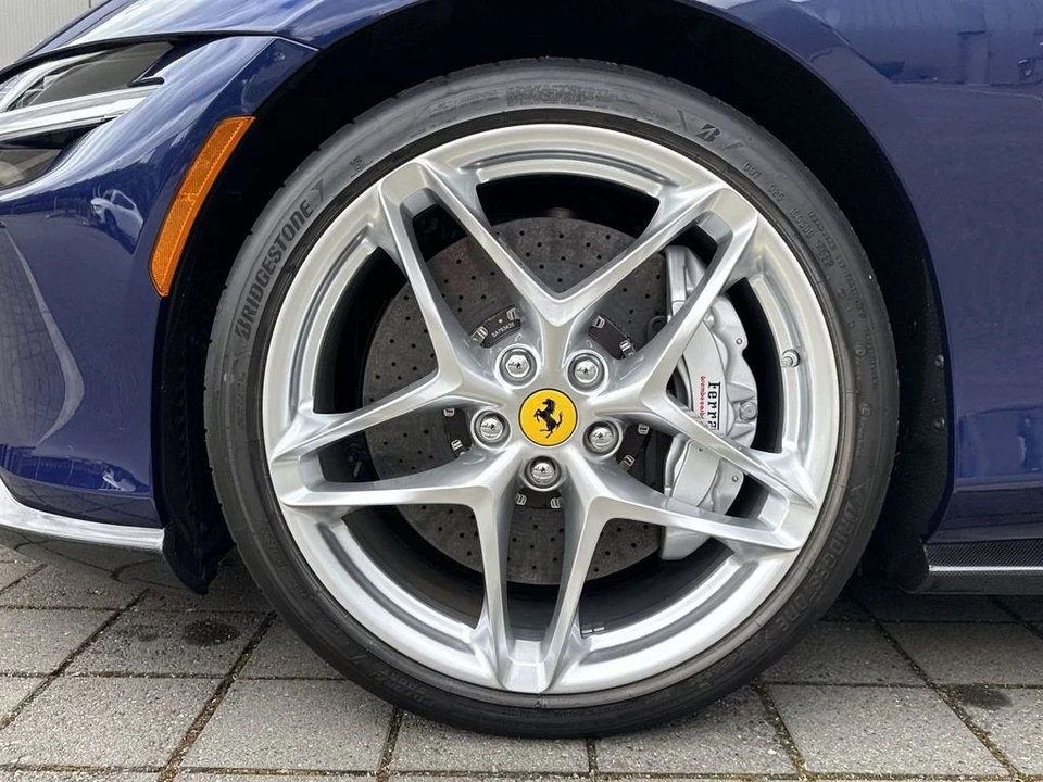 2023 Ferrari Roma - Image 10 of 31