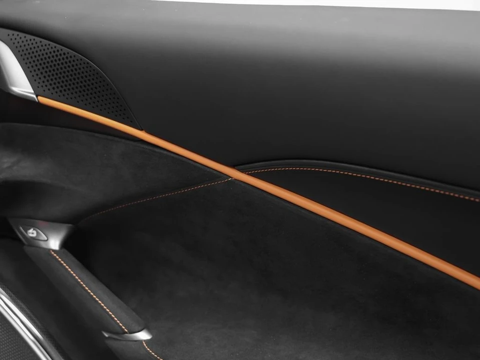 2023 Ferrari Roma - Image 30 of 31