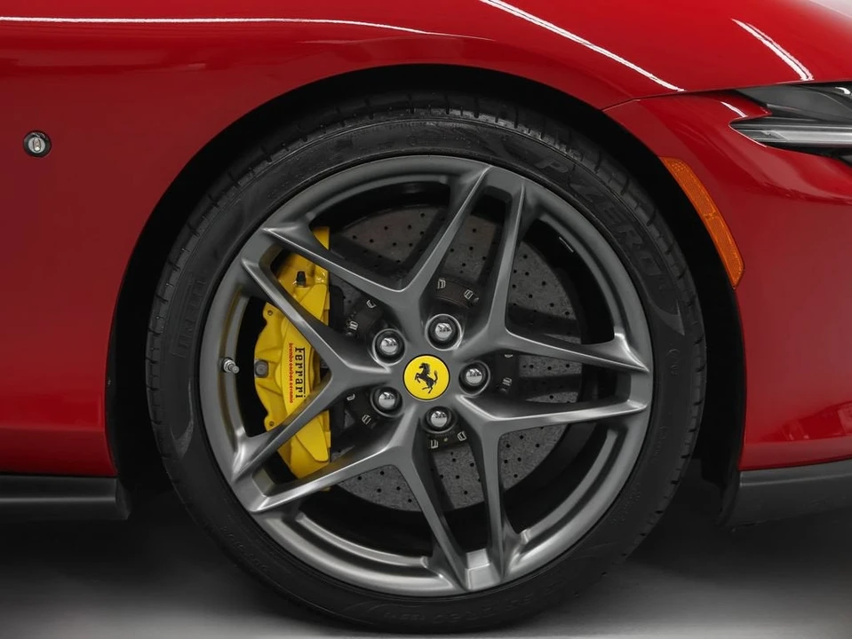 2023 Ferrari Roma - Image 12 of 31