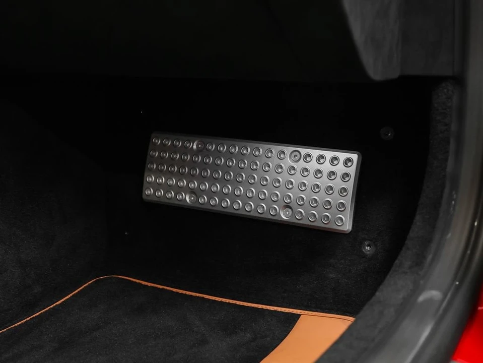 2023 Ferrari Roma - Image 29 of 31