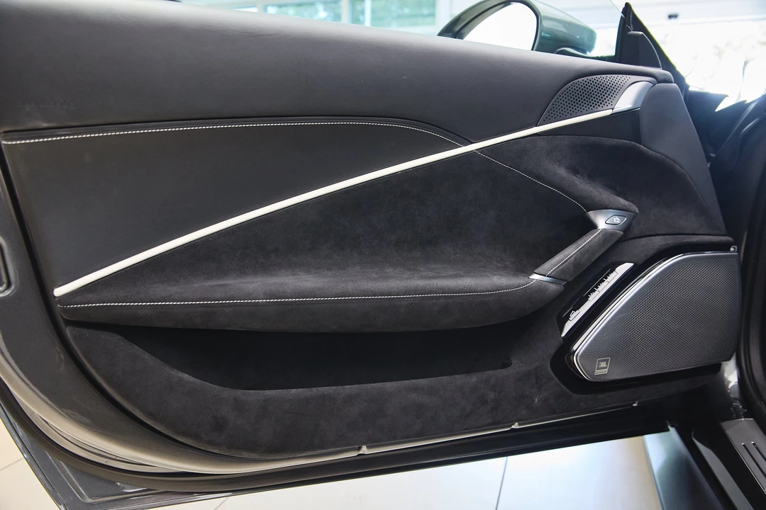 2023 Ferrari Roma - Image 31 of 31