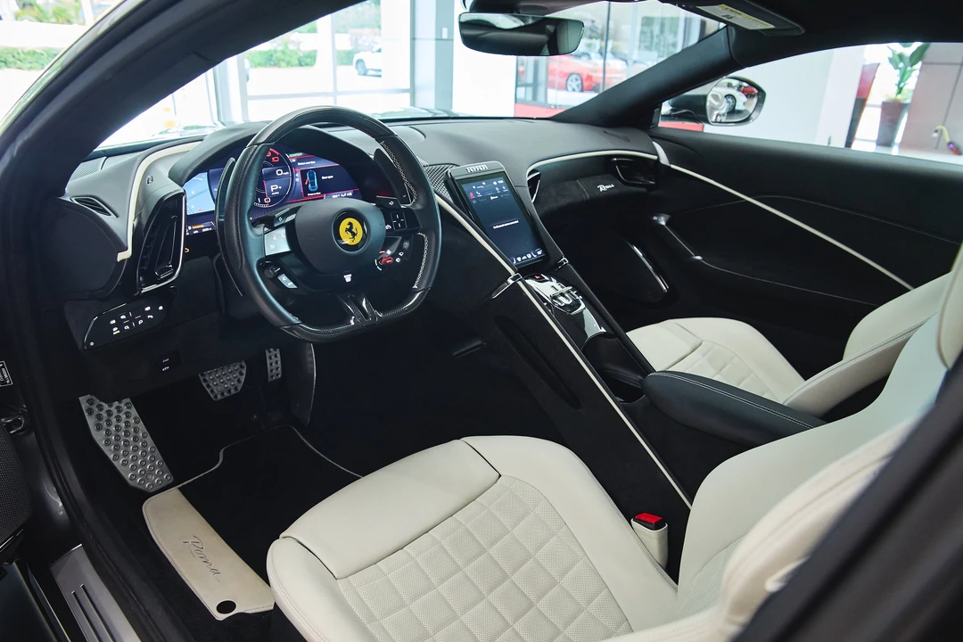 2023 Ferrari Roma - Image 23 of 31