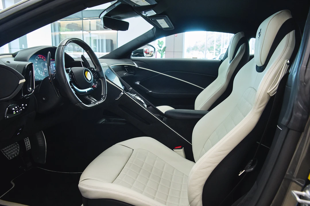 2023 Ferrari Roma - Image 22 of 31
