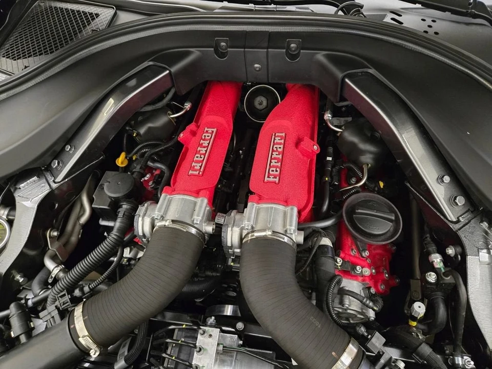 2023 Ferrari Roma - Image 30 of 31