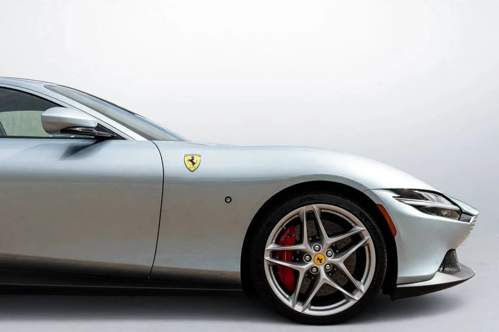 2023 Ferrari Roma - Image 16 of 31