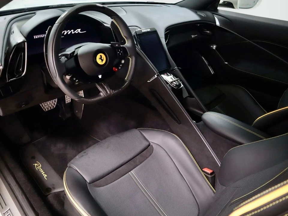 2023 Ferrari Roma - Image 20 of 31